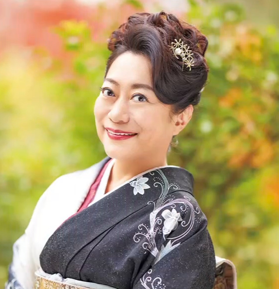 山村紅葉さん