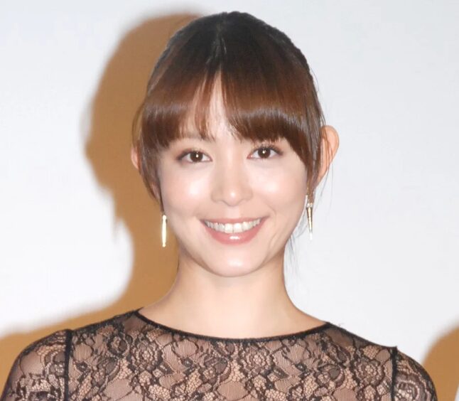 岩佐真悠子さん