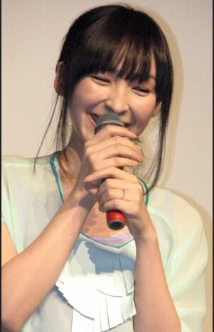 麻生久美子さん