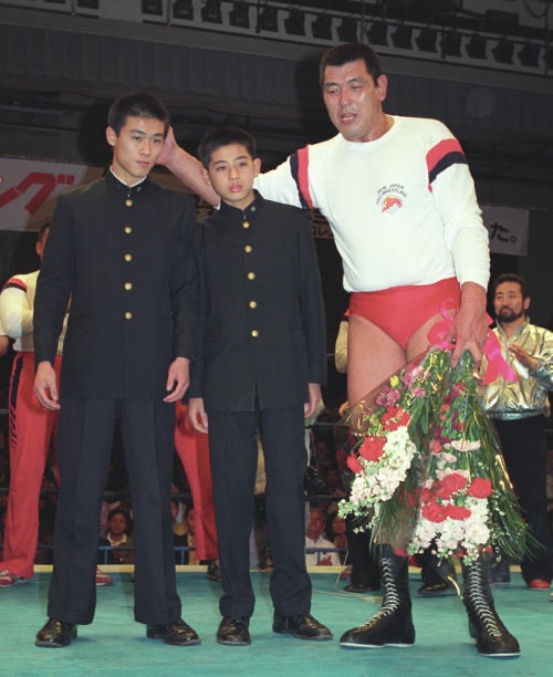 坂口憲二さん