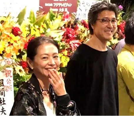 豊原功補さん小泉今日子さん