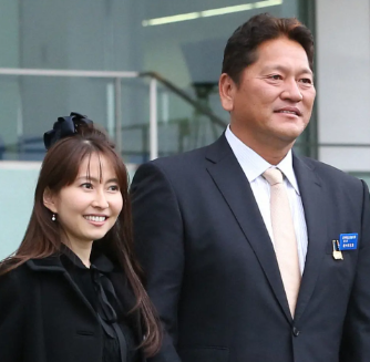 榎本加奈子さん、佐々木主浩さん