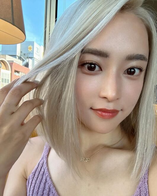 小島瑠璃子さん